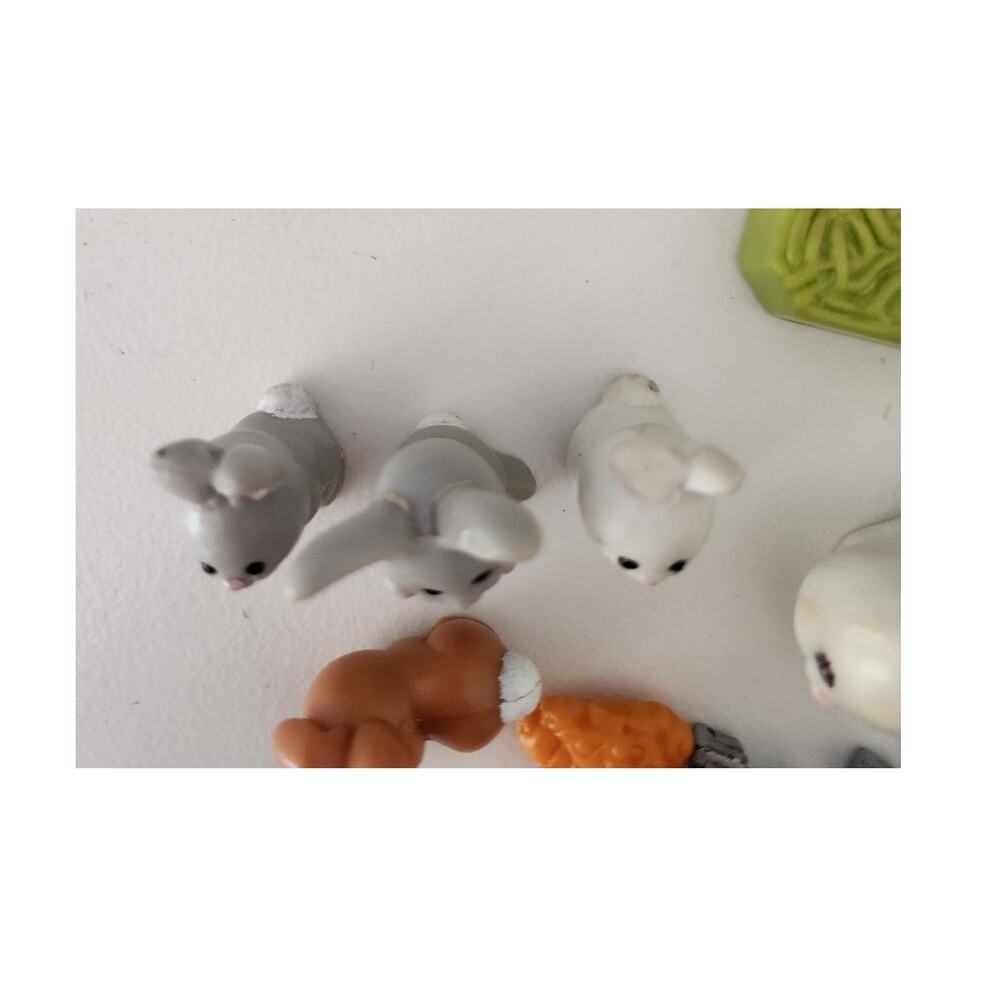 Vintage 1993 Kenner Rabbit Bunny Playset Lot 6 Rabbits Carrot Patch Accessories - Picture 4 of 9
